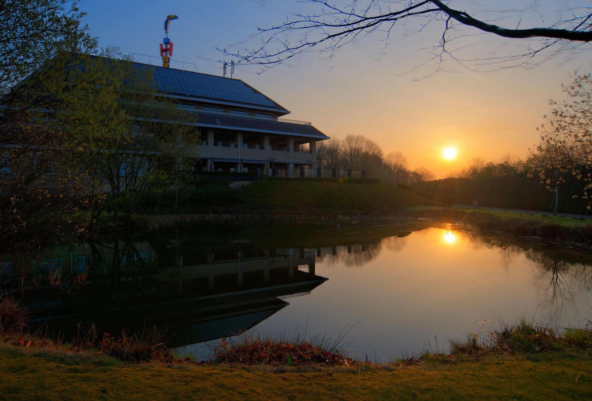 Hotel Gladbeck Van Der Valk Exterior photo